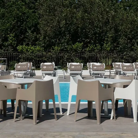 Likò Resort *